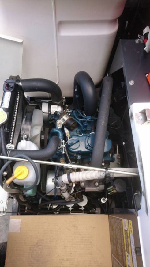 コンバイン ER211G 写真４